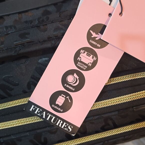 Juicy Couture Glam Gold Juicy Logo Soft Side Expandable Spinner Carry-On Luggage - Picture 10 of 10